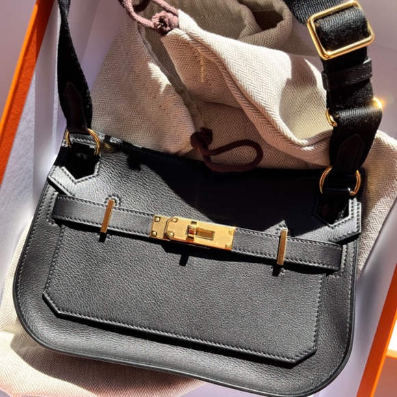 HERMES Mini Jypsiere Black Evercolor Leather Gold Hardware Crossbody Bag - Picture 12 of 12